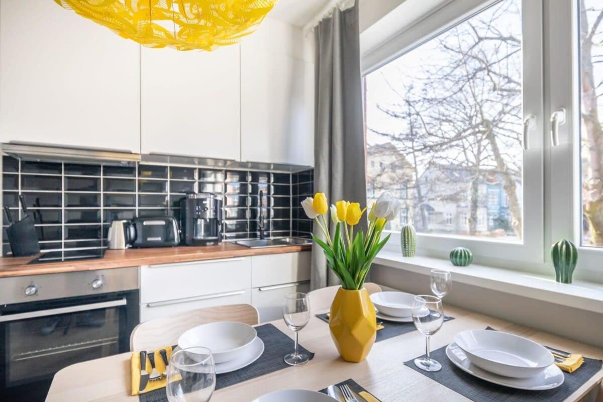Modern Apartment For 6 Close To The Schanzenviertel - Unit 2 Хамбург Екстериор снимка